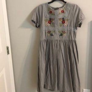 Women’s dress
